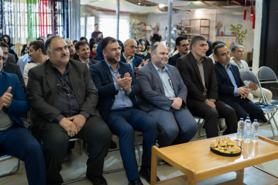 تجلیل از دختران پرسنل شهرداری رضوانشهر به مناسبت روز دختر