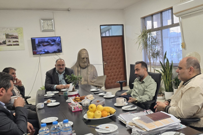 حضور مهندس منادی، رئیس سازمان همیاری  وشهرداری های استان گیلان، در دفتر شهردار رضوانشهر