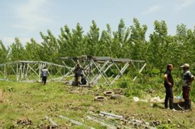 نصب برج خط ۴ مداره غرب رشت – انزلی – پره سر